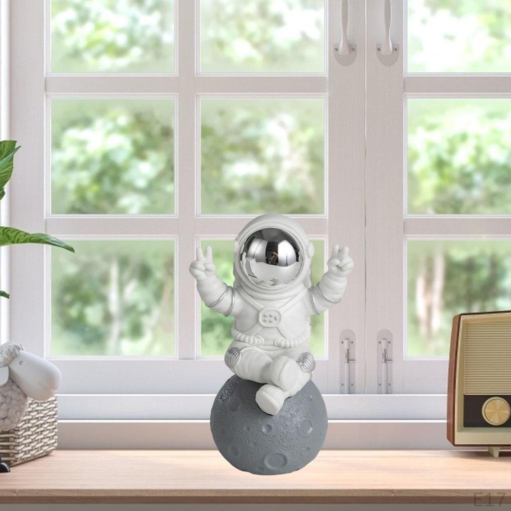 Astronaut Resin Figurines - Space Explorer Sculptures for Home Decor