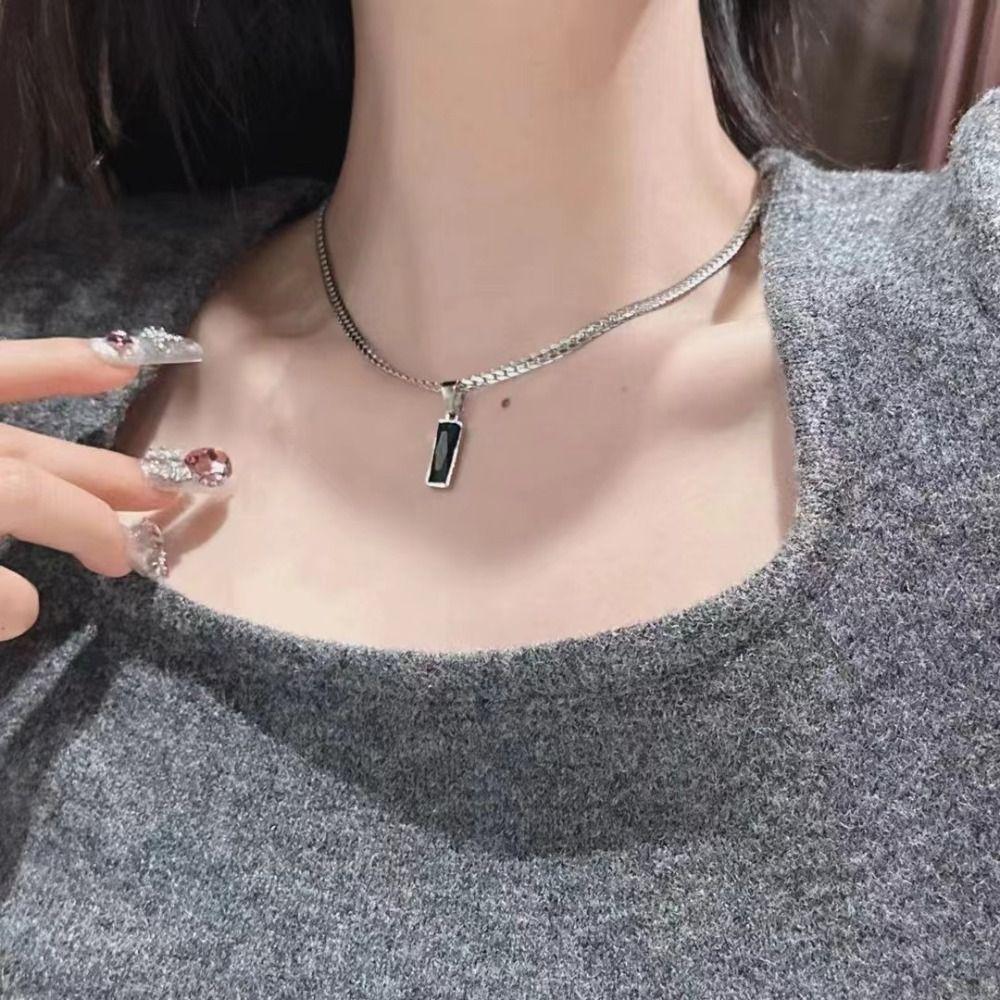 Geometric Snake Bone Necklace Square Hip-hop Chain Simple Black Pendant  Men Women