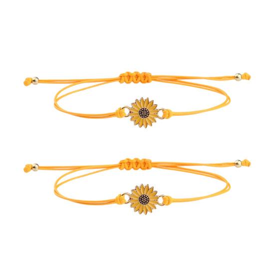 2Pcs Braided Bracelets, Adjustable Drawstring Design Friendship Bracelets, Chrysanthemum Pendant Friendship Wristbands for Versatile Daily Wear