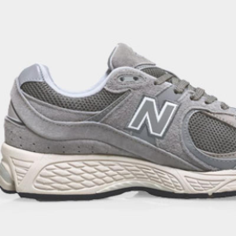 New Balance Sneakers Unisex 2002 Model Options