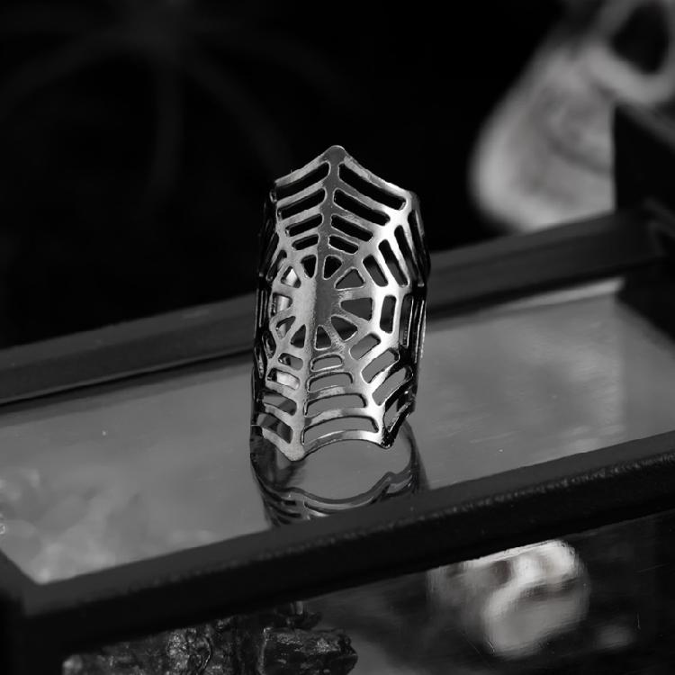 Spinnennetz Ohr-Manschette Halloween-Accessoire Bequemer Clip-Ohrring Kein Durchstechen der Ohren Geeignet für Verschiedene Anlässe