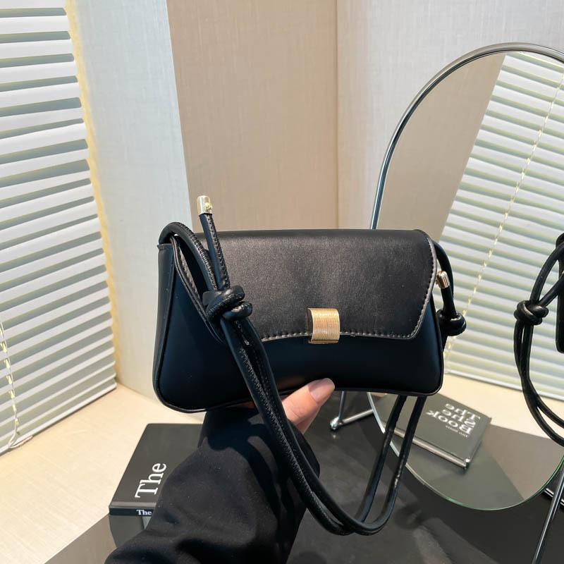 

Премиальная сумка женская 2025 новая сумка-багет ретро ручная подмышечная сумка в иностранном стиле сумка через плечо чёрный