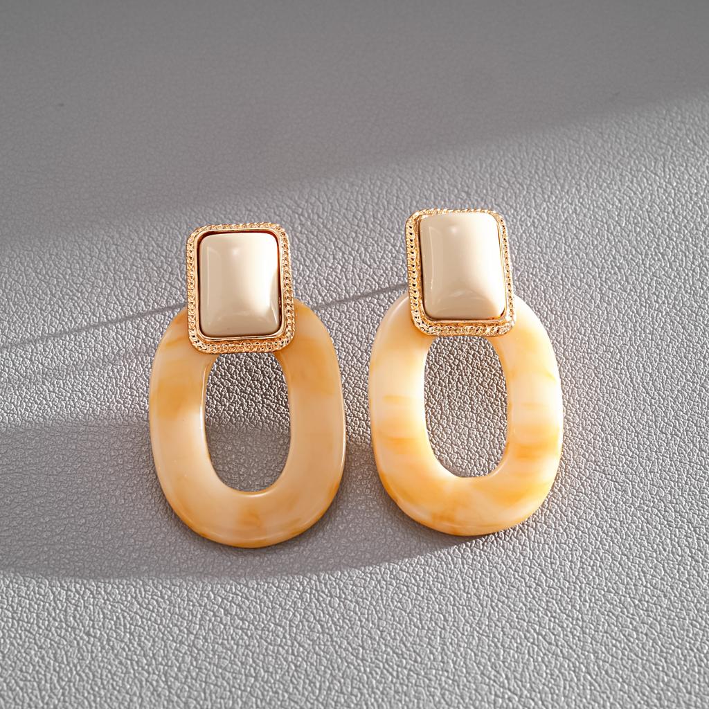 European and American silver needle geometric resin acrylic stud earrings summer small fresh earrings light luxury high-end earrings women