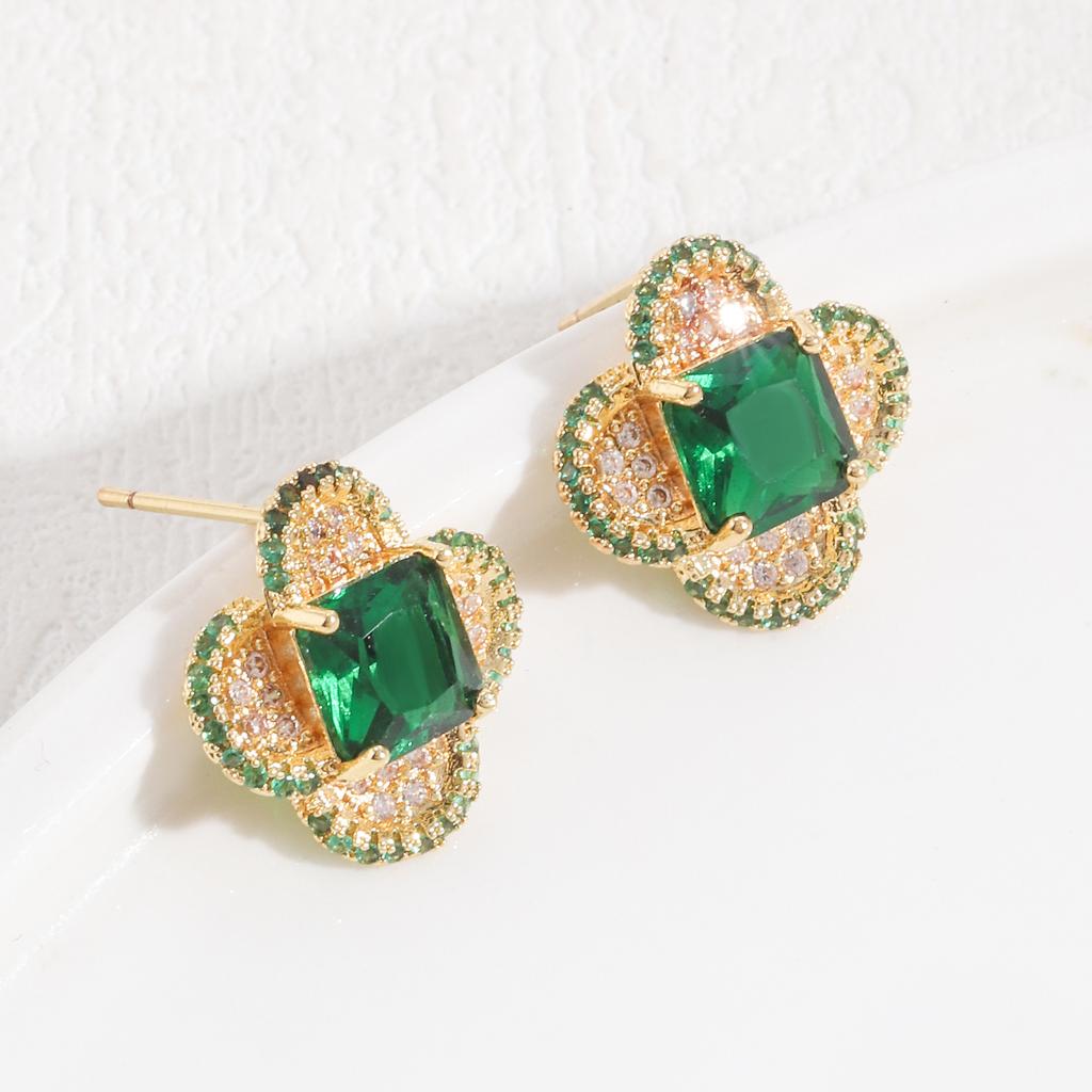 Emerald Necklace Women'S Premium Vintage Versatile Temperament Zircon Flower Pendant Exquisite Set