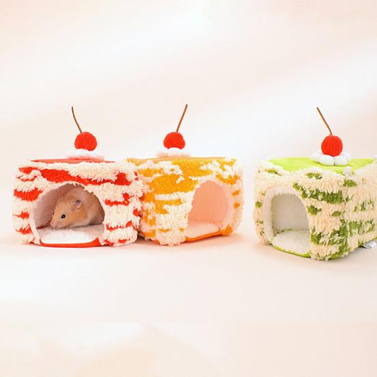 Winter Warm Hamster Hideout Triangular Cake Bed, Plush Hanging Hammock, Cozy Cave Pet for Gerbils Cage Accessory Small Pets Guinea Pig Hedgehog Parrot