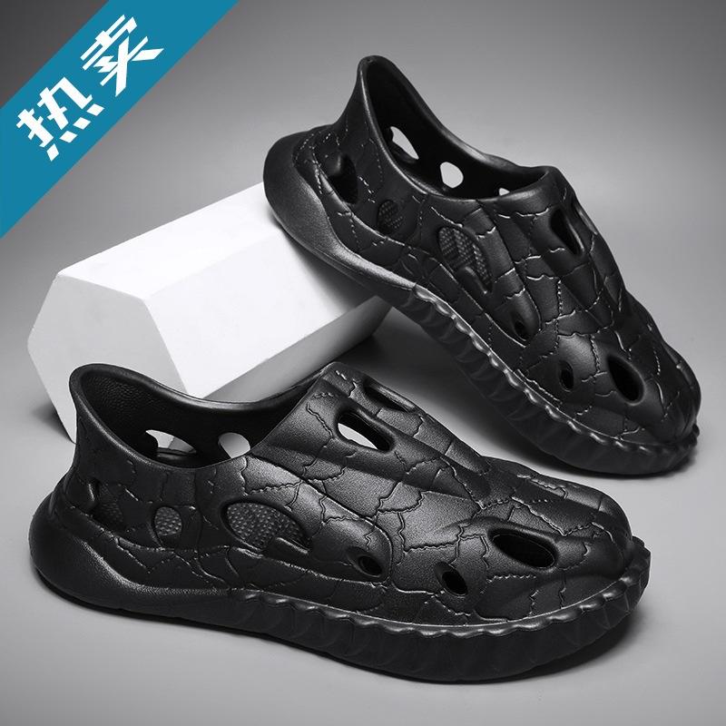 Hole shoes men's wear youth trend sandals non-slip deodorant soft sole stepping on shit feeling summer thick-soled beach shoes men