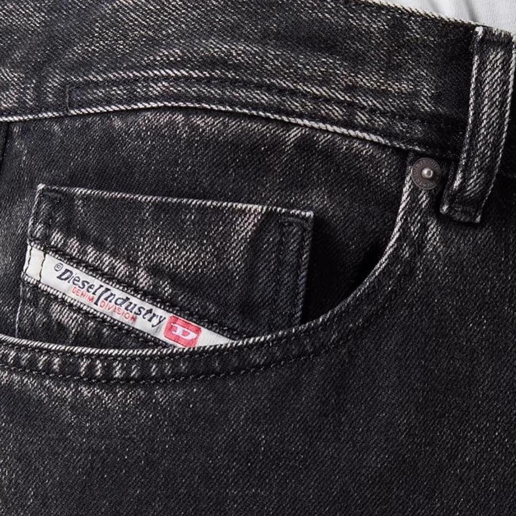 Diesel Herren 2023 D-Finitive Jeans