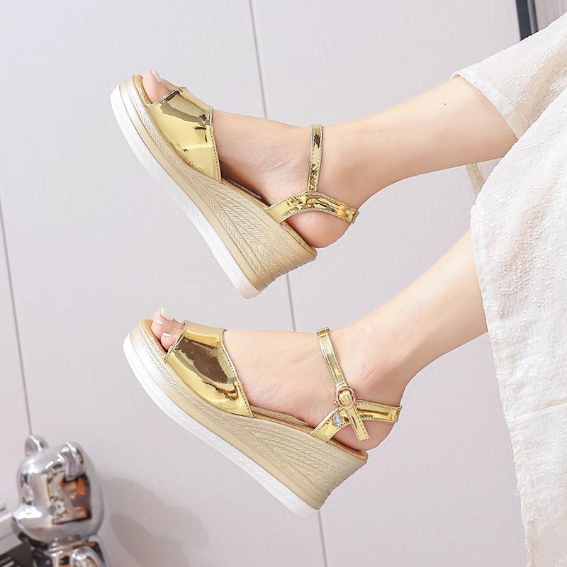 Fashion Women Platform Sandals 2025Summer Pearl Transparent Rhinestones High Heels Buckle Fashoin Ladies Wedge Sandals Beach Shoes