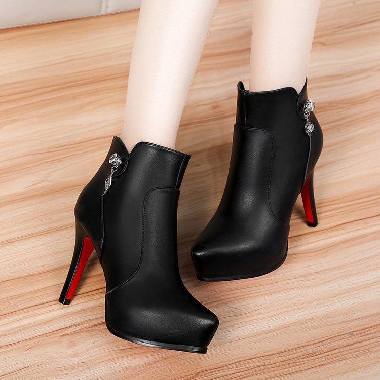 Europe, America, Autumn and Winter 2025 New Short Boots Women's Pointed High-heeled Rhinestone Thick-heeled Women's Shoes Black Side Zipper Fashion Bo