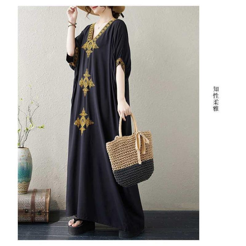New Embroidered Solid Color Temperament Vacation Bohemian Extra Long Dresses