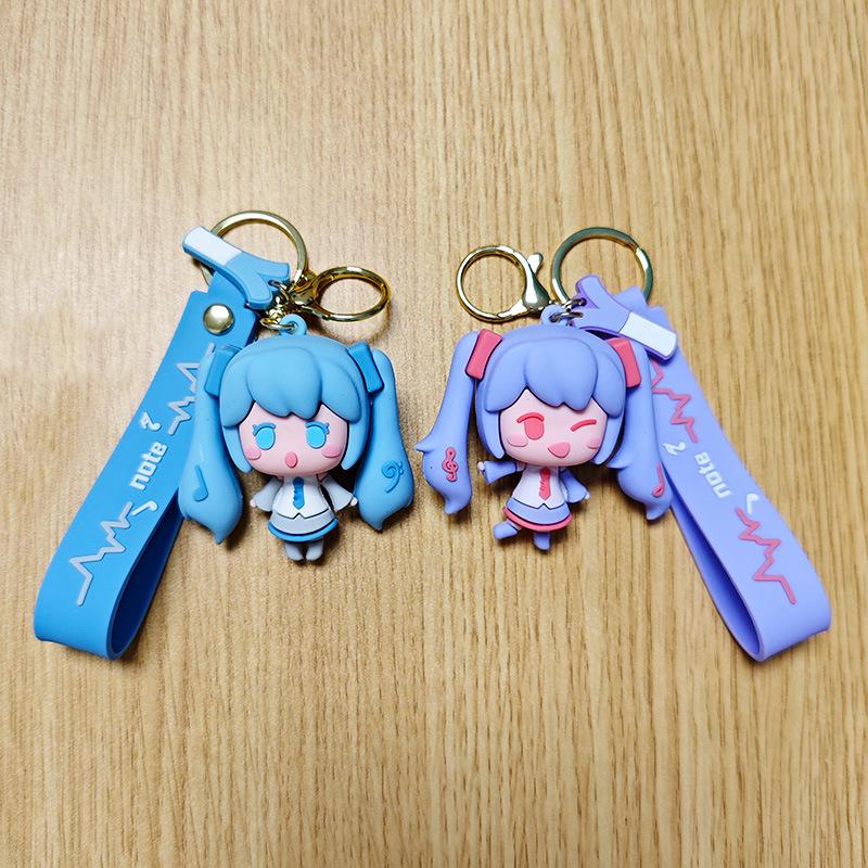 Hatsune Miku Cartoon Girl PVC Keychain Figurine – Cute Backpack Charm & Small Gift
