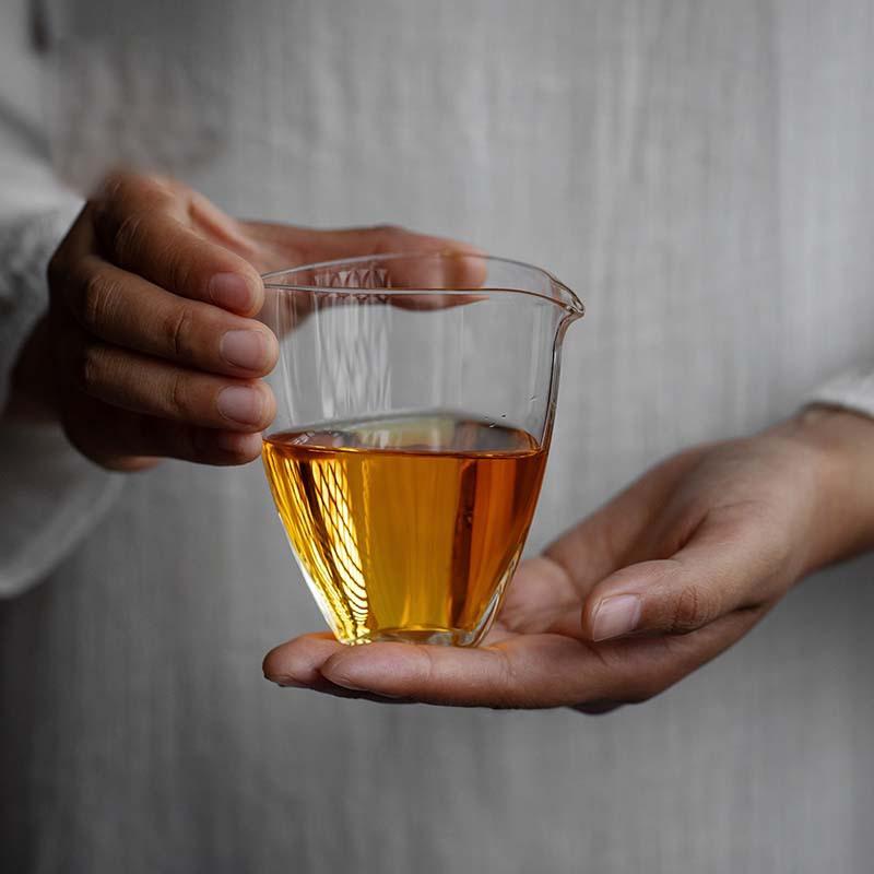 Japanese Style Triangle Shape Glass Fair Cup Tea Pitcher Heat Resistant Chahai Tea Ceremony Tea Mug  Kung Fu Tea Set Accessories