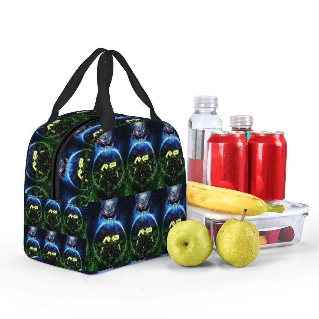 Alien Vs Predator Horror Science Fiction Comics Insulated Lunch Bag for Kids School Cooler Thermal Food Box Tote Lunch Boxes