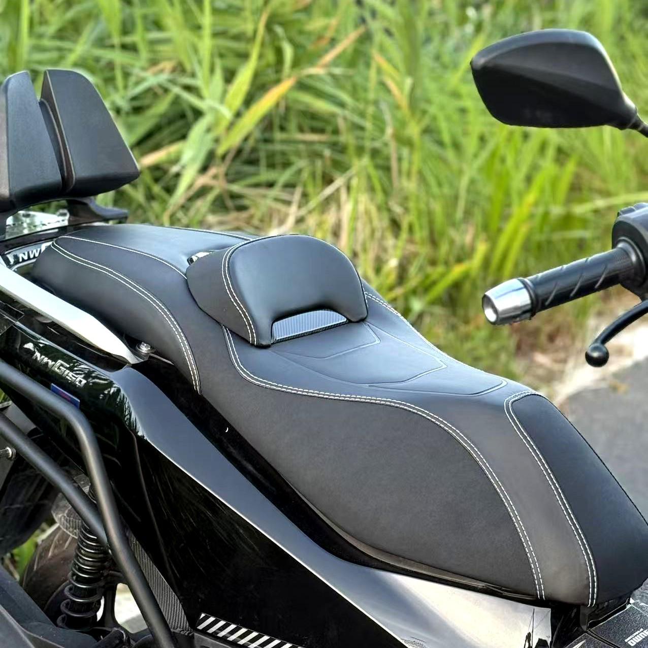 Подушка сиденья Wuyang-Honda NWG150 с латексом Q-Bounce и поясничной поддержкой