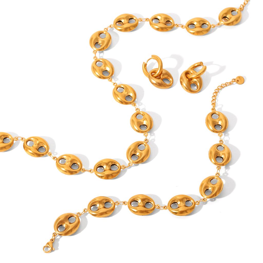 Stainless steel pig nose clasp necklace bracelet earrings set, Instagram style premium titanium steel jewelry