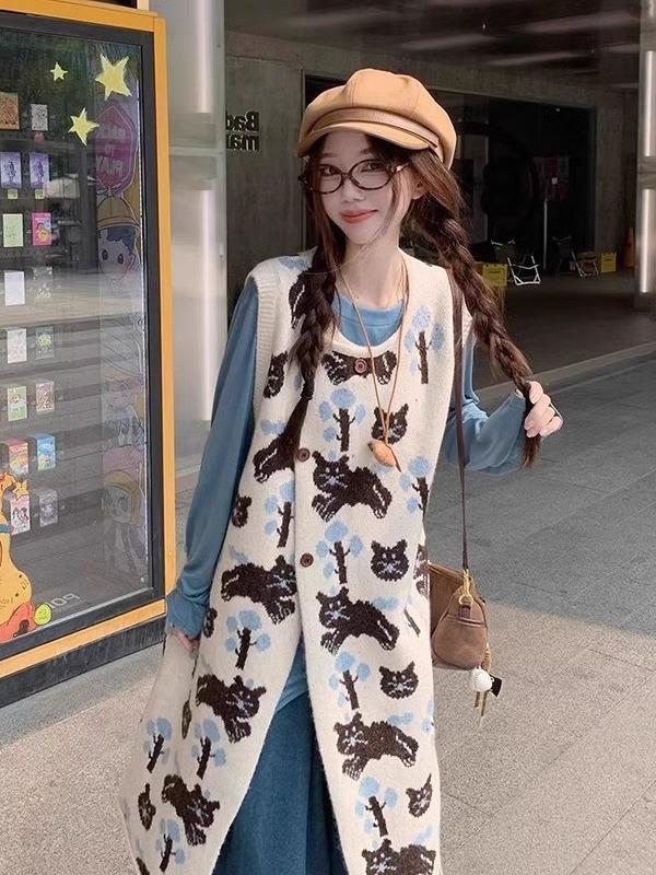 

Модный женский костюм осень 2024 года: Многослойный жилет, кружевная блузка, широкие джинсовые брюки L