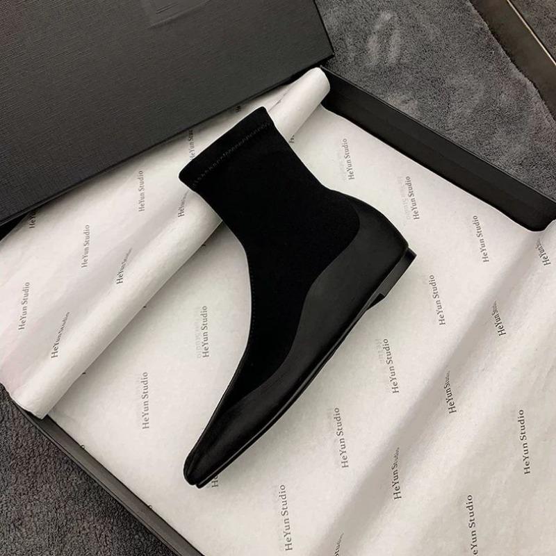 Internal heightening negative pressure thin legs thick-soled sports elastic boots wrap legs thin boots socks boots long boots women