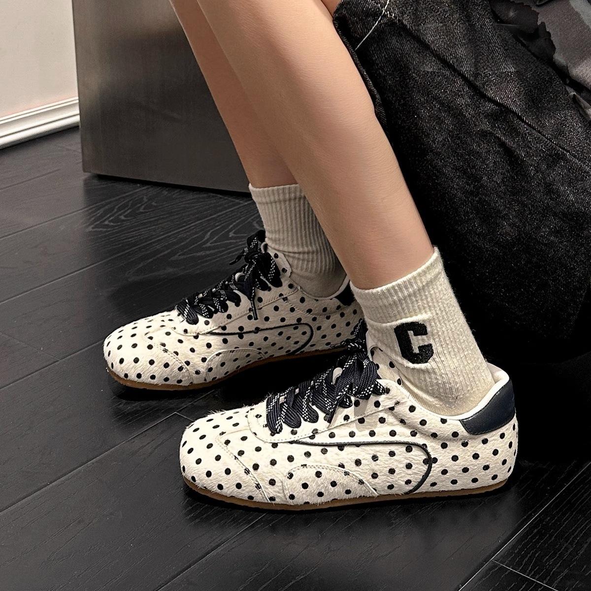 [Ruoji] Retro ballet training shoes women's milk Fu polka dot fashion casual shoes lace-up flat leopard print Forrest Gump shoes cm bianco