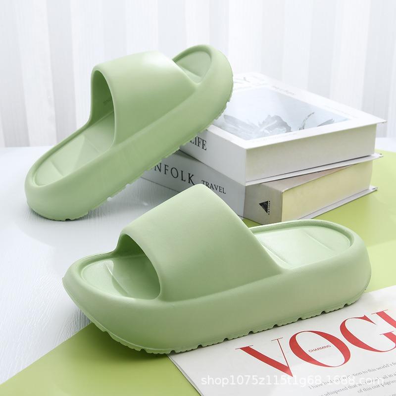 Summer new women's solid color one-word thick bottom non-slip wear-resistant fashion simple outdoor beach cool slippers