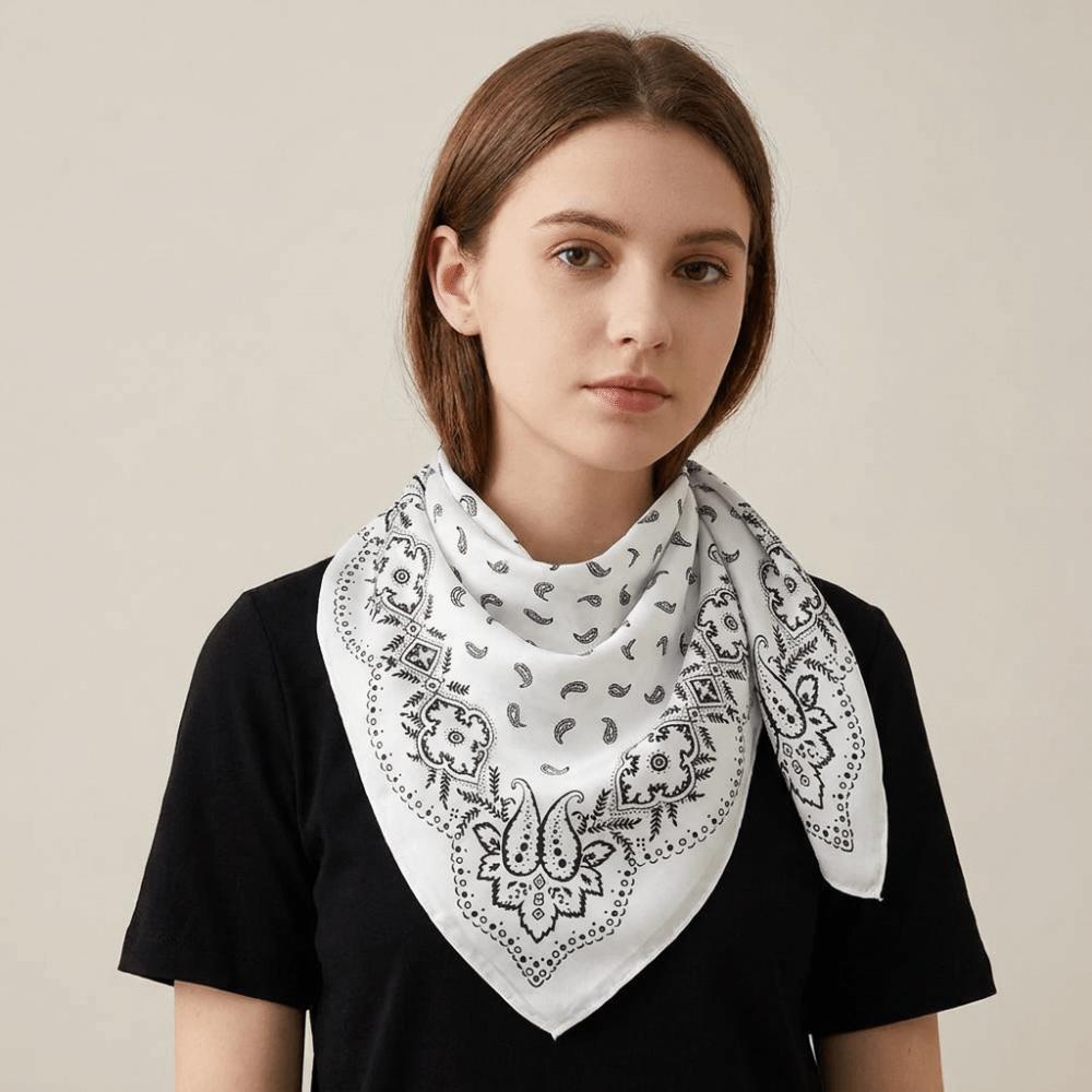 Y2K Small Square Scarf Spicy Girls Hair Scarf Elegant Cashew Flower Print Scarf  Beach