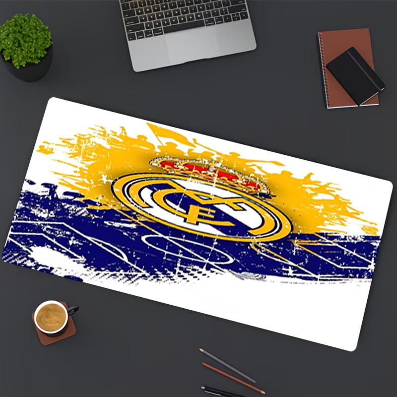 Tappetino per Mouse Stampa Real Madrid, per Tastiera, Tappetino per Laptop PC per Ufficio, Casa, Decorazione Scrivania, Regalo di Compleanno Perfetto per i Giocatori