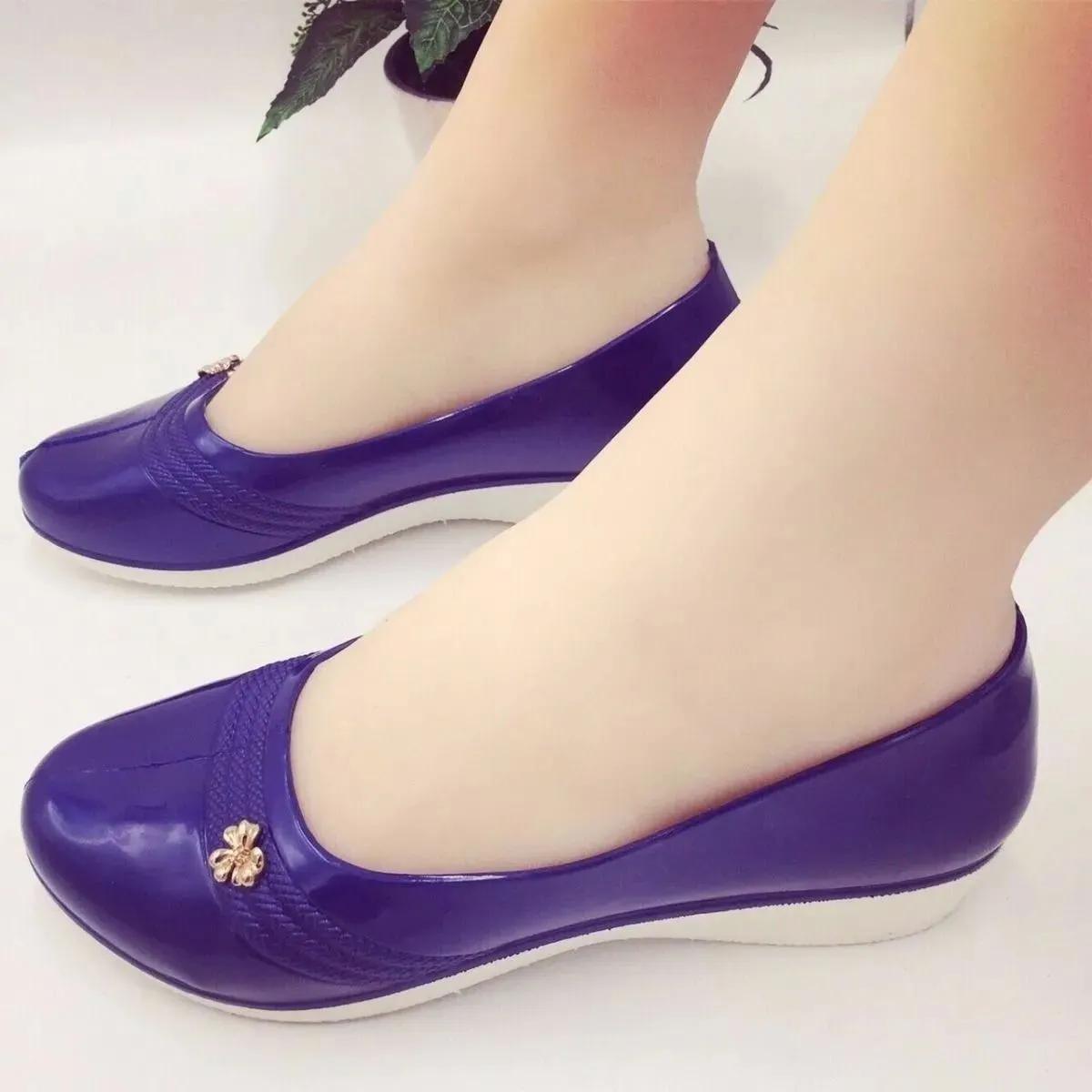 

WTEMPO Rain Shoes Водонепроницаемая кухонная мягкая нескользящая рабочая обувь для улицы из ПВХ большого размера однотонная обувь на весну и осень 40