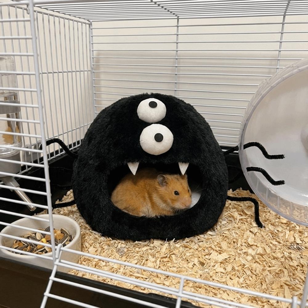 Semi-Enclosed Spider Shaped Pet Cotton Nest Warm Squirrel Villa  Autumn Winter Season