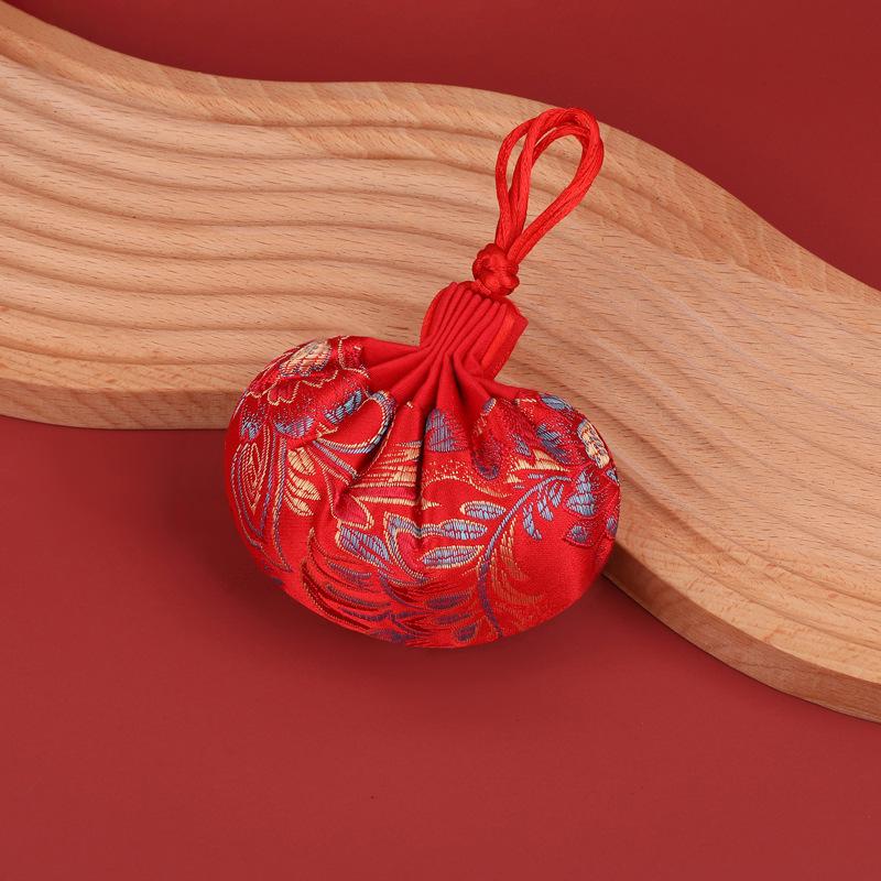 Scented Sachet: Hanging Cotton Linen Bag with Traditional Chinese Medicine Aroma for Bedroom