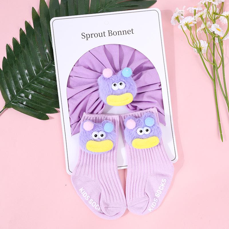 Autumn Style Pure Cotton Cartoon Hat & Sock Set for Newborns - Unisex