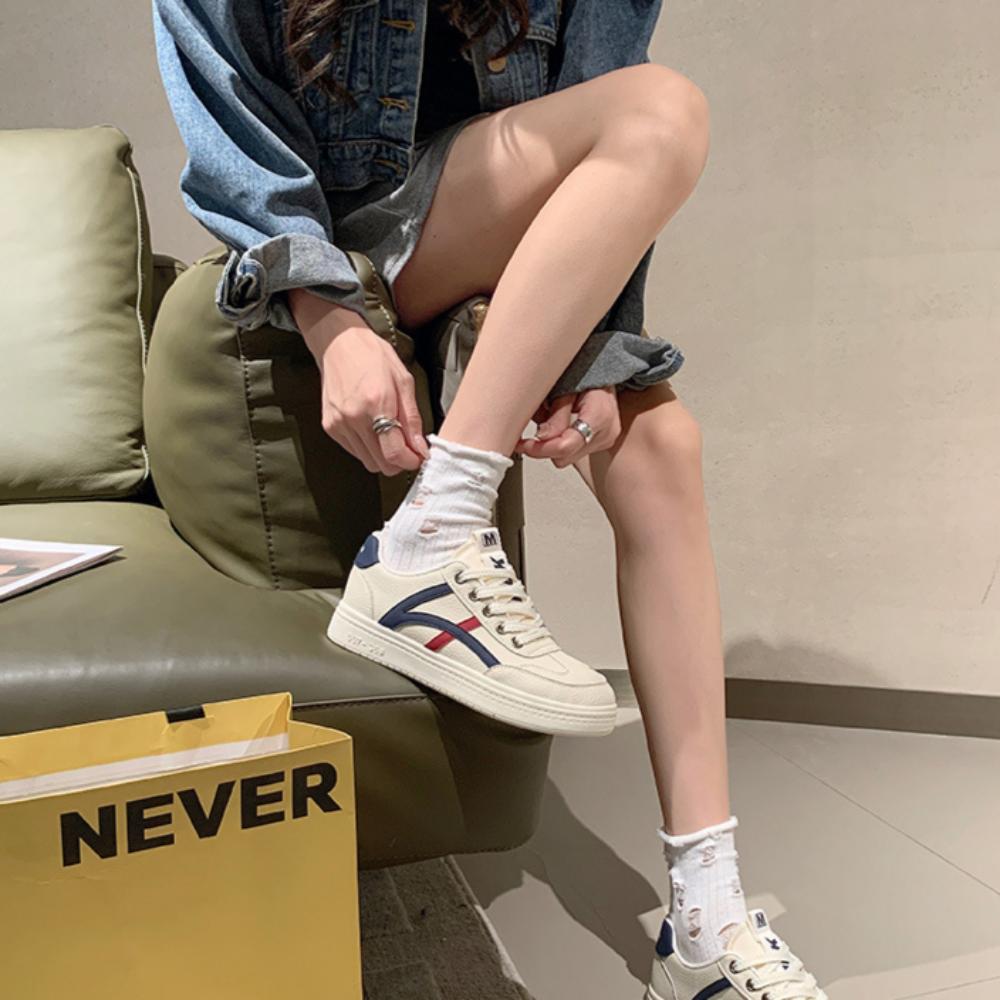 Leather White Shoes Women's Casual Versatile Flat Baseplate Shoes Women's Sports Shoes