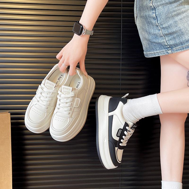 Platform white shoes women's 2025 autumn new leather versatile sports and leisure shoes comfortable soft sole lightweight board shoes women