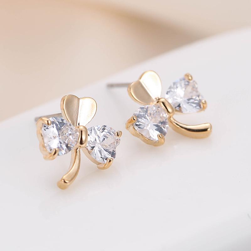 Korean Dongdaemun Clover Rhinestone Stud Earrings - Sweet Girlish Copper Geometric Design.