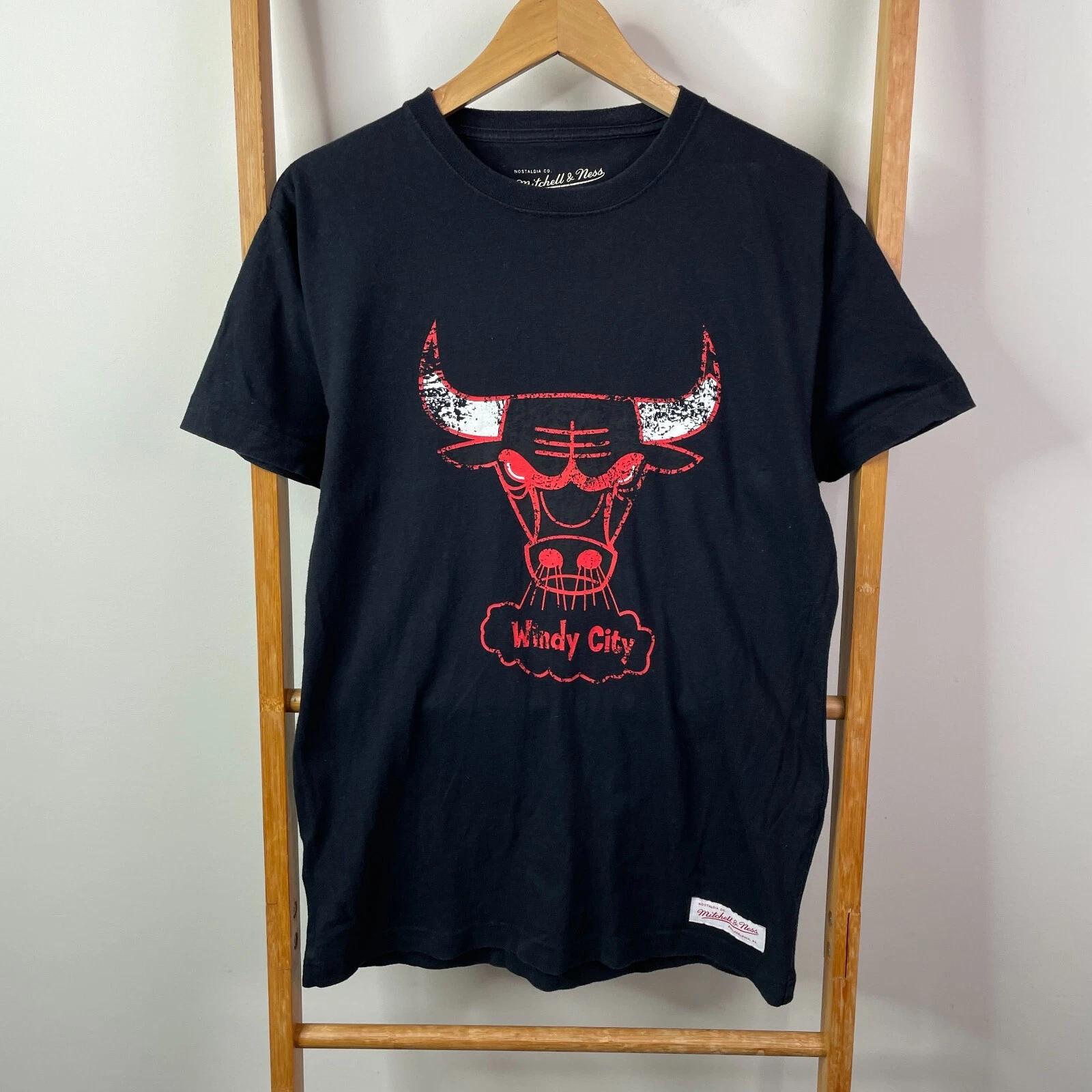 Mitchell & Ness NBA Chicago Bulls Shirt Mens Small Black Graphic Print Crew Neck L