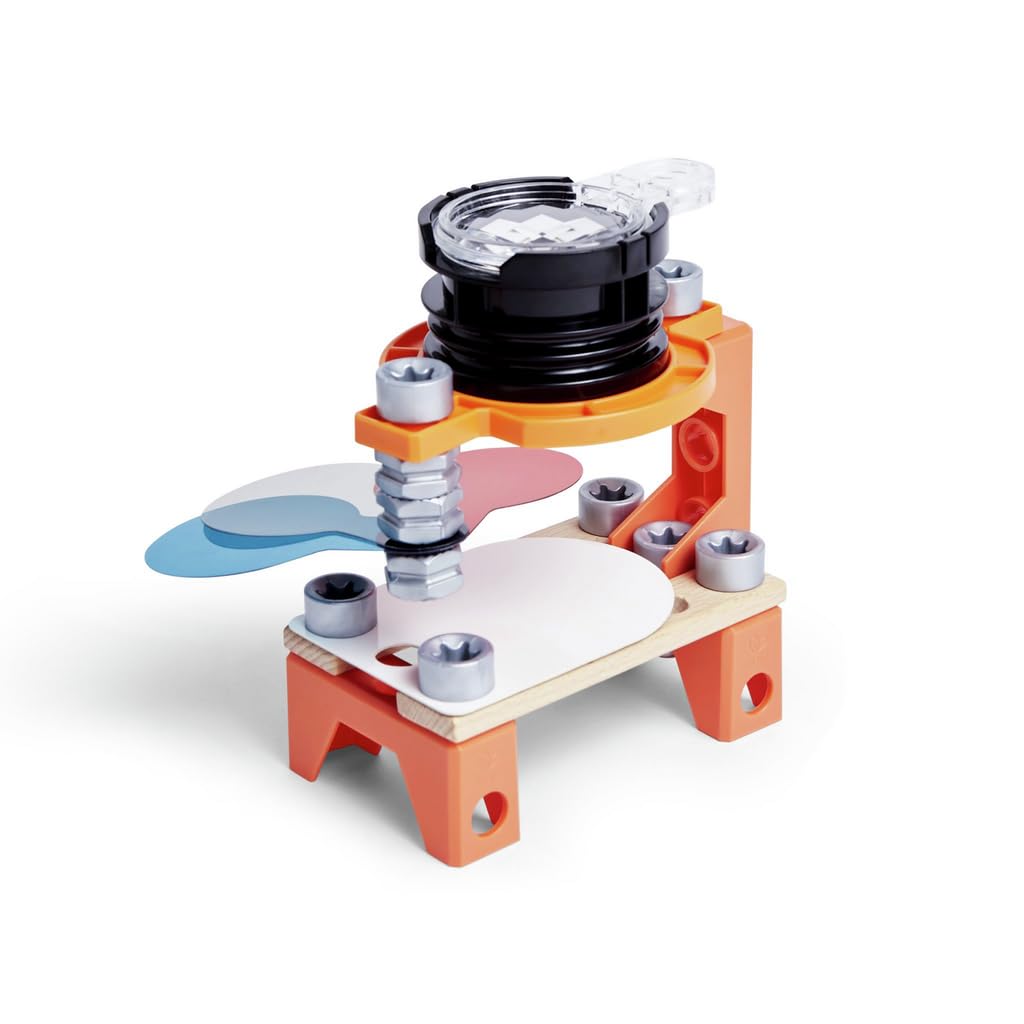 Hape Junior Inventor Science Lab Set E3034