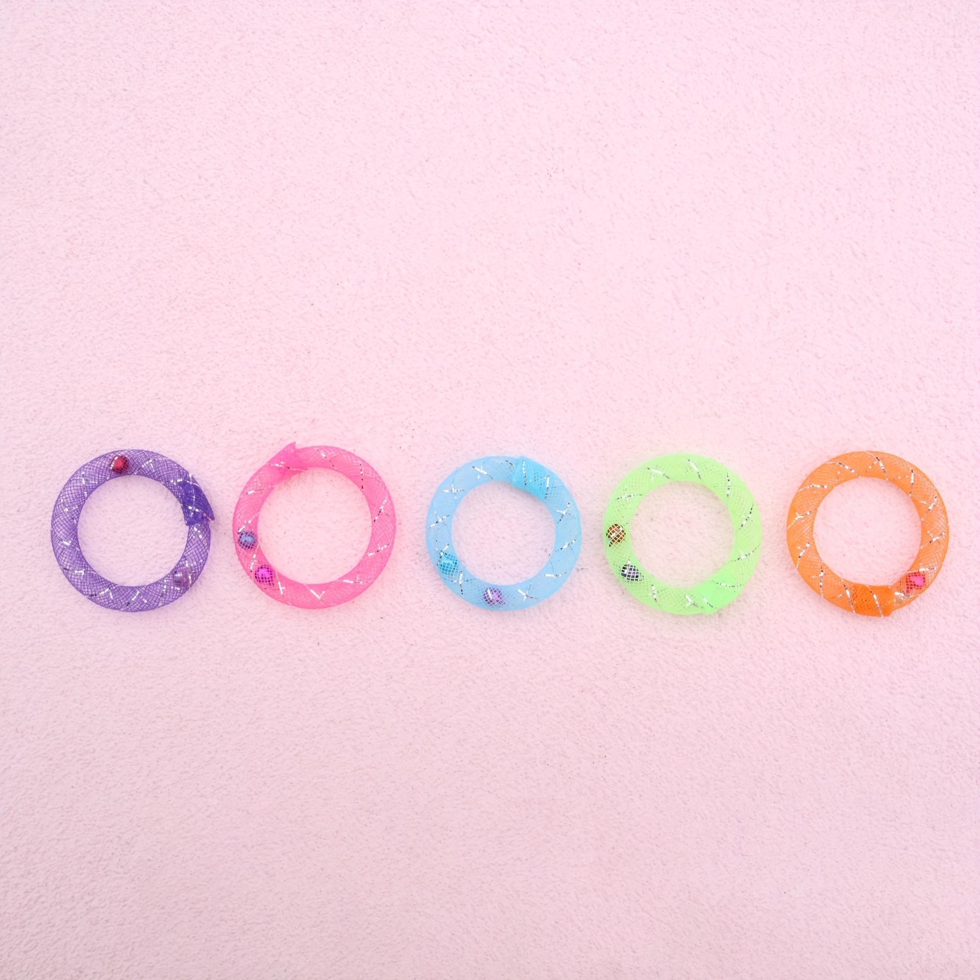 

5pcs Assorted Color Cat Hose Toys with Bell, Interactive Self-Play Pet Toys for Cats, Boredom Relief & Entertainment