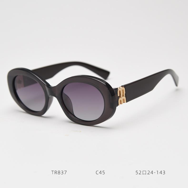 New Vintage Women Oval Sunglasses Designer Brand UV400 Protection Trendy Street Shades Eyewear Gafas De Sol