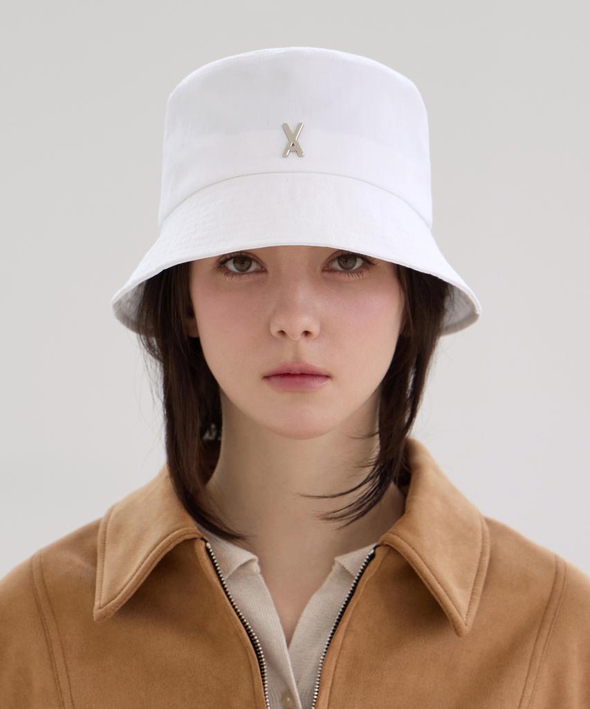 Bajal Va Studded Basic Bucket Hat White