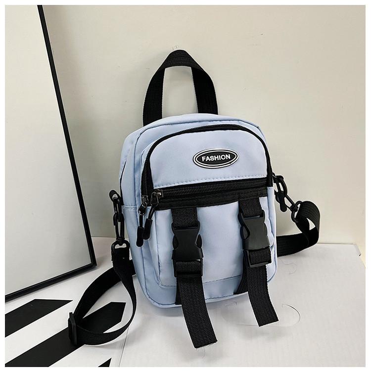 

Stylish Japanese Couple Nylon Canvas Crossbody Bag In Black Beige Or Blue For Fashion Lovers синій