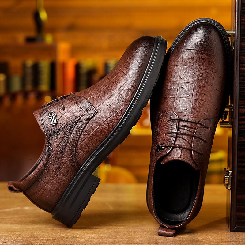

New men s leather shoes business dress casual versatile British style leather breathable wedding shoes 44