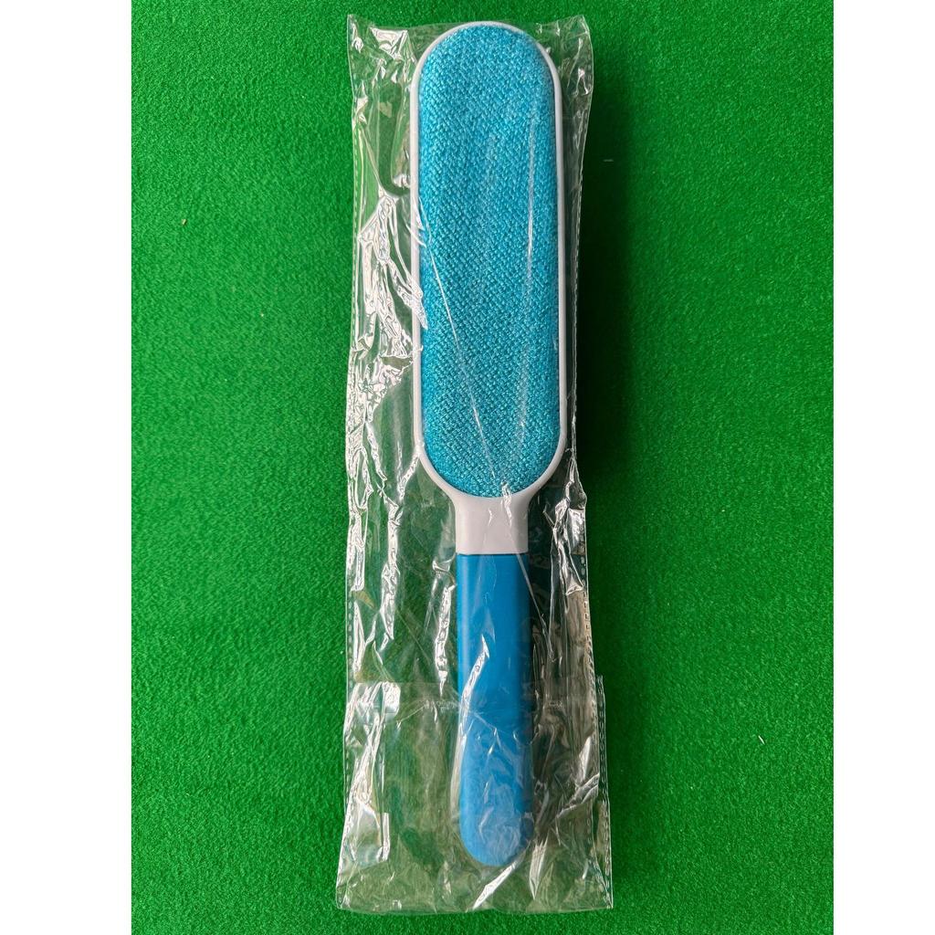 Lint Remover Brush with Retractable Storage Box Clothes Pet Hair Remover Static Brush Dust Fur Removal Tool