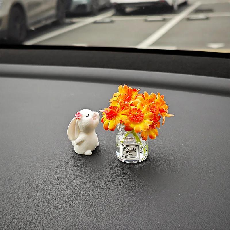 Car'S Mounted Bunny Smelling Floral Fragrance Healing Ornament Console Romantic Fantastic Auto Center Ornaments
