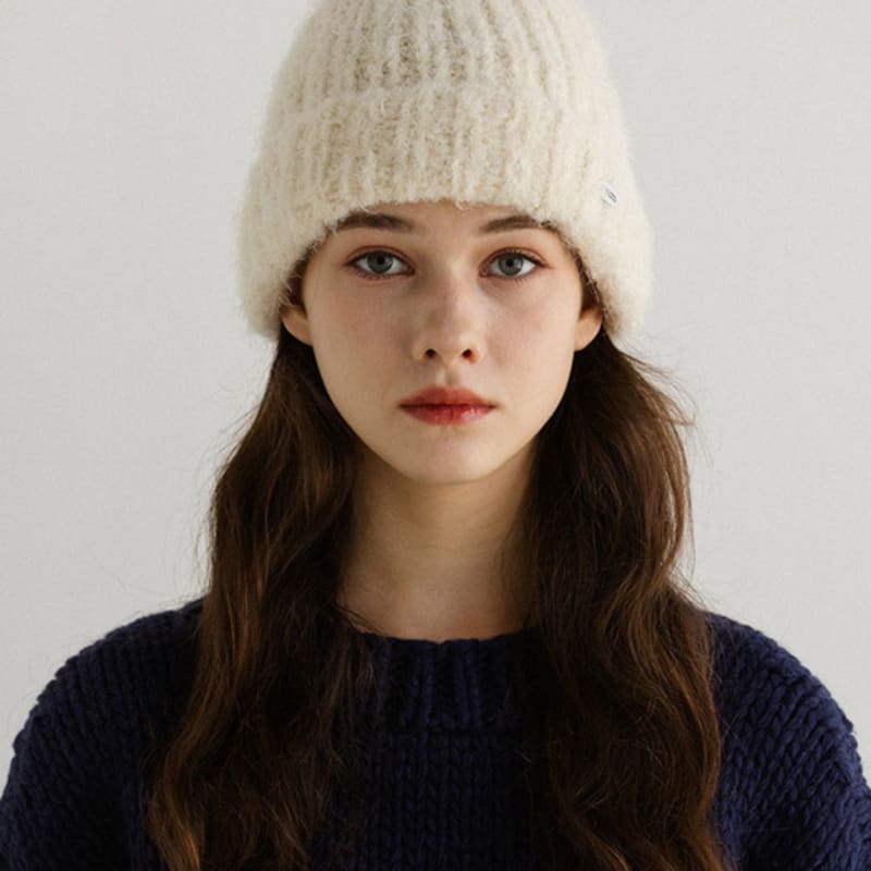 

ШАПКА POHIES ALPACA-СВЕТЛО-ГОЛУБОЙ/СЛОНОВАЯ КОСТЬ ivory