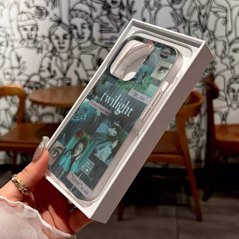TV Twilight Isabella Edward Cullen For IPhone 17 16 15 14 Plus 13 12 11 Pro Max With Shockproof Protective Phone Cover