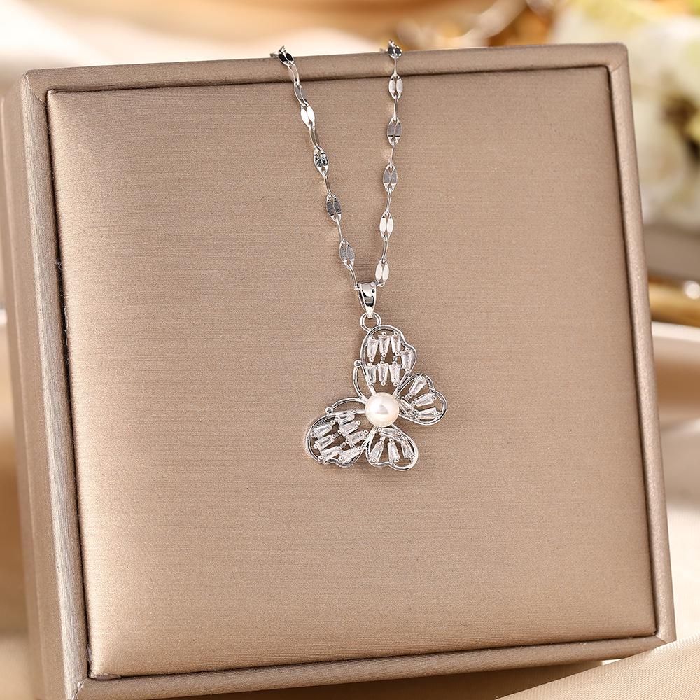 Women's Silver Titanium Steel Necklace with Micro-Inlaid Zircon - Elegant, Durable Clavicle Chain Jewelry