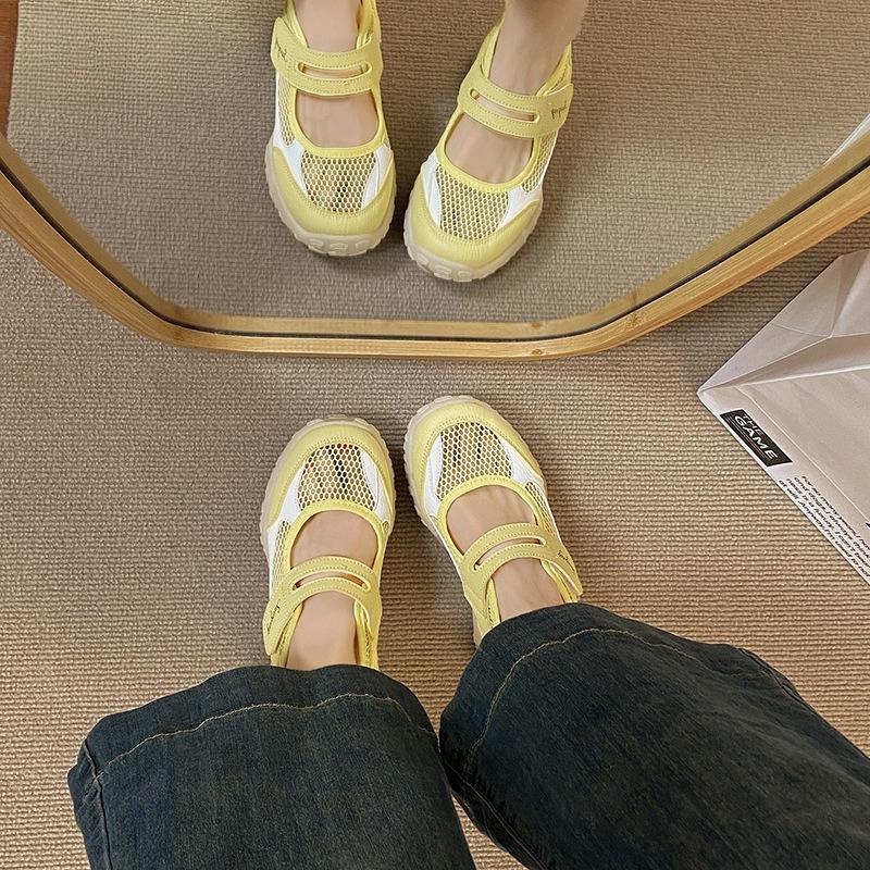 Womens Sandals 2025 Summer New Breathable Mesh Hollow Ballet Dance Shoes Thick Sole Inner Height Increase Soft Sole Casual Shoes