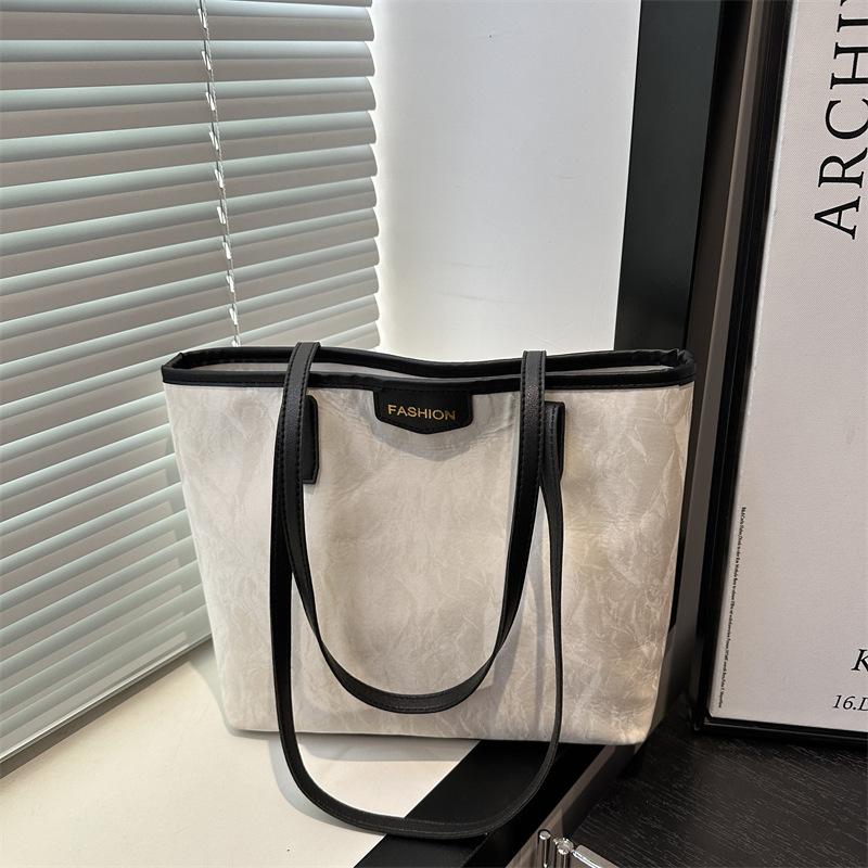 

Beautiful casual large-capacity portable tote bag, popular solid color in summer, daily shoulder underarm bag for women білий