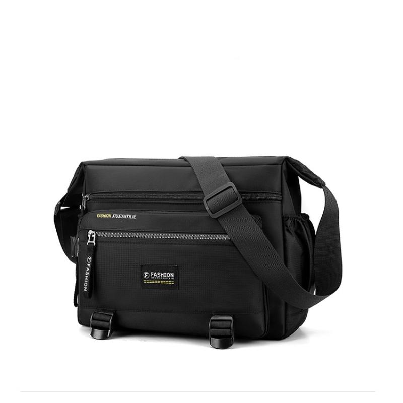 Small Lightweight Crossbody Bags Male Nylon Shoulder Bags Casual Messenger Bags Handbags For Travel Casual Large Capacity Bag