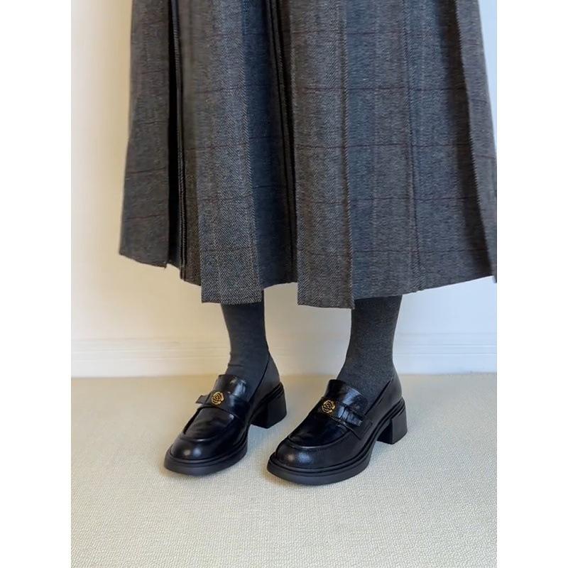 Thick heel commuter platform camellia loafers women's retro British style single shoes one pedal small leather shoes