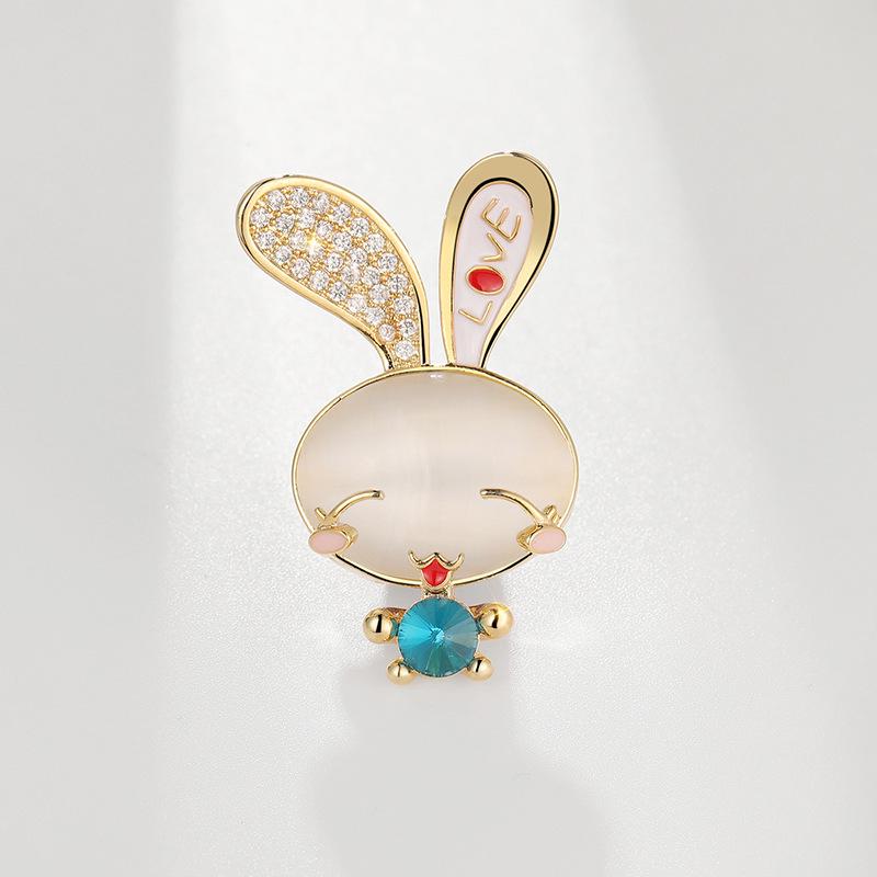 Bo Xin Yun Elegant Zirconia Rabbit Brooch: Zodiac Cat s Eye Corsage Gift Pin