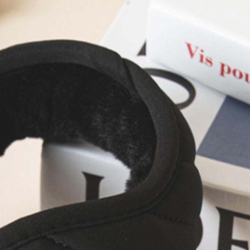 Daiso Padded Foldable Earmuffs Black